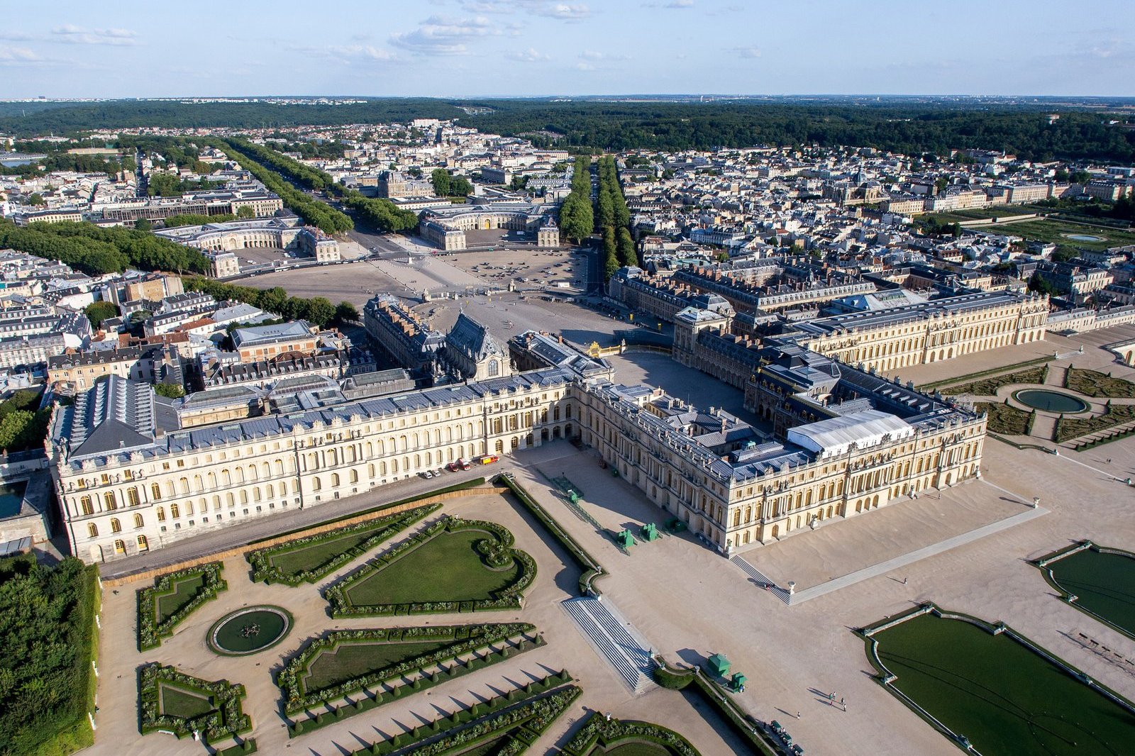 Ménage Airbnb à Versailles, château et demeures historiques